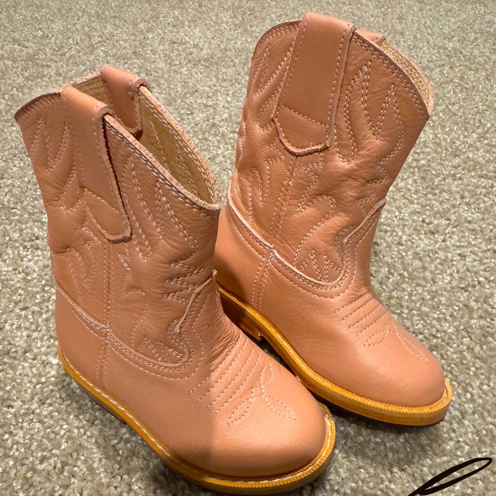 Mikoleon toddler boots